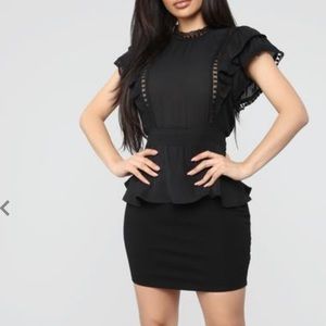 NWT Black ruffle top (xs)